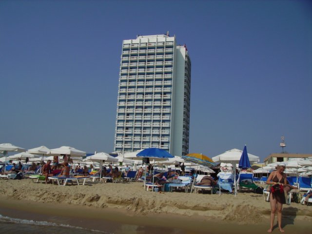 burgasbeach.jpg